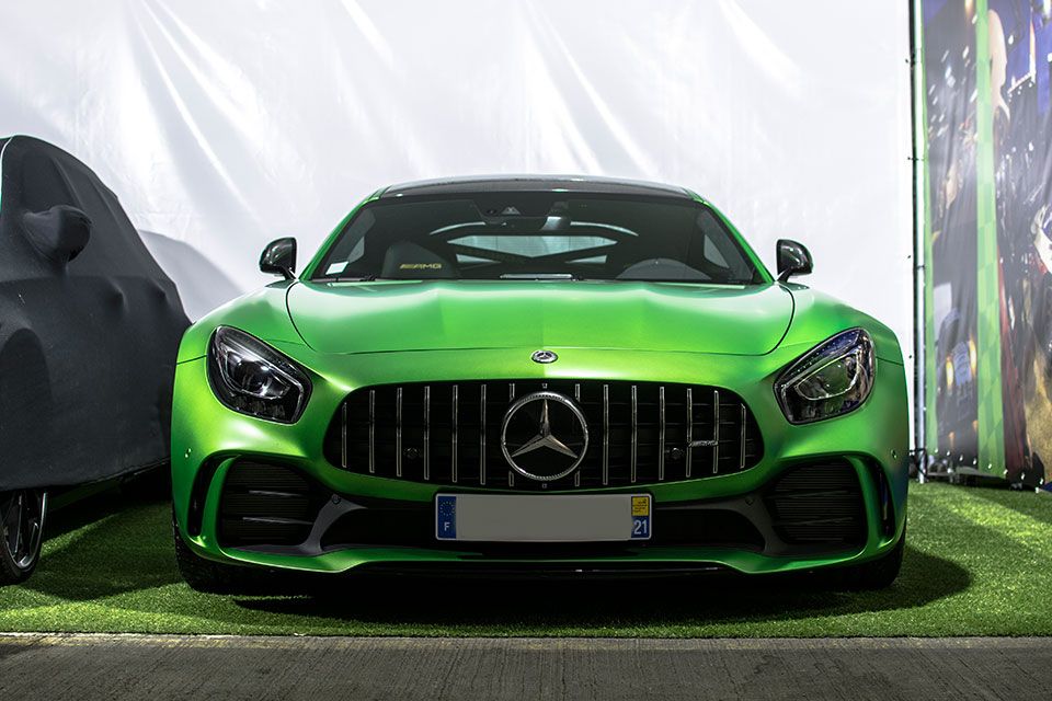 MERCEDES AMG GT R